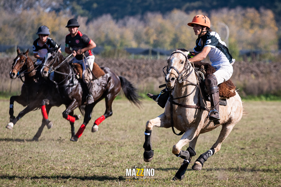 BARRANCAS LA COLORADA VS LOMAS DE PILA. Final postergada por las lluvias